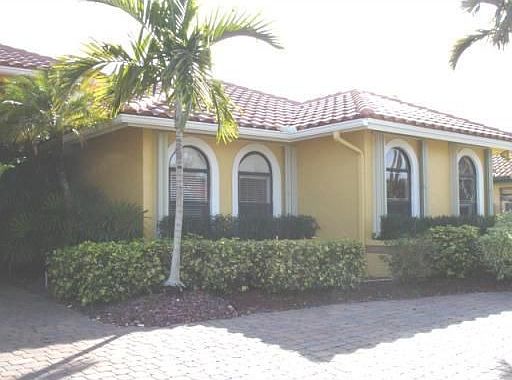 1st image of 10110 NW 13th St