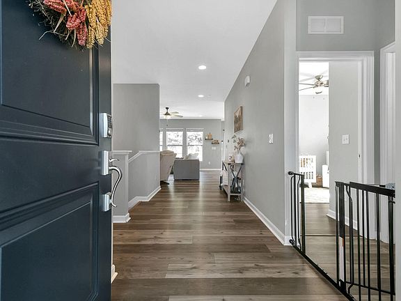 3rd image of 540 Eisen Dr