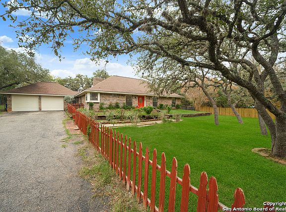 5th image of 2738 Oak Hvn