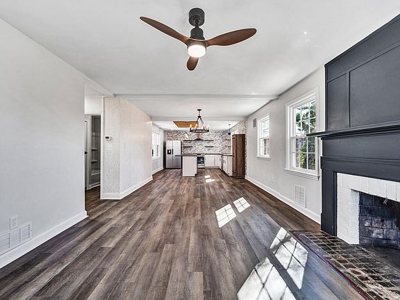 5th image of 740 Elizabeth Ave