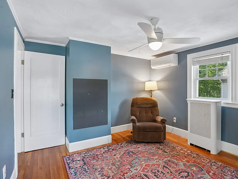 3 Woburn St — Photo 28