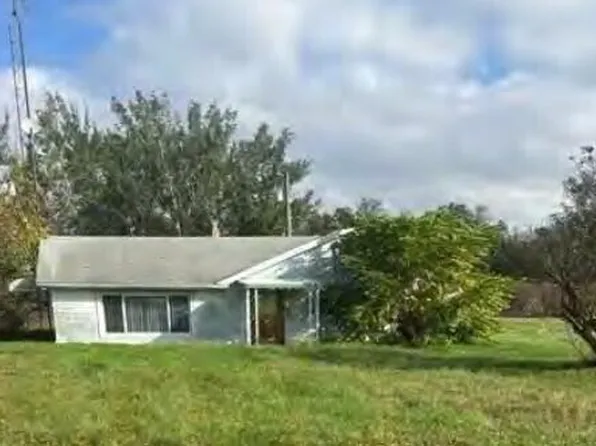 7600 Dixon Rd, Monroe, MI 48161