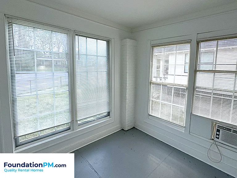 1492 Faxon Ave — Photo 11