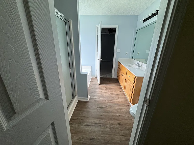 502 Dorothy Ct — Photo 8