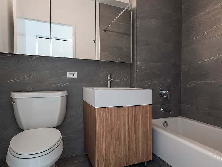 21 West St #18-A — Photo 11