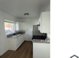 8645 S Figueroa St APT 2, Los Angeles, CA 90044