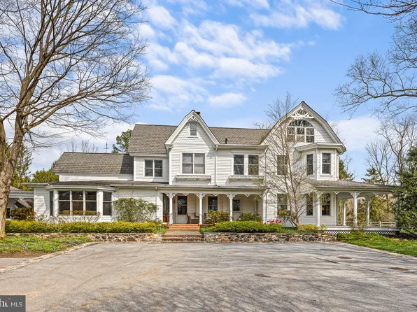 2251 Hickory Hill Rd, Chadds Ford, PA 19317