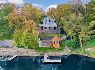 17-168 Lakeside Dr, Lanark, IL 61046