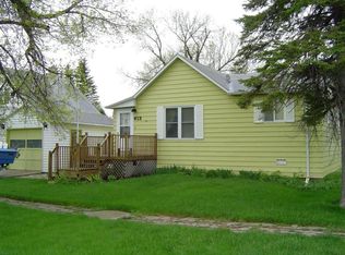 613 Broadway, Buxton, ND 58218