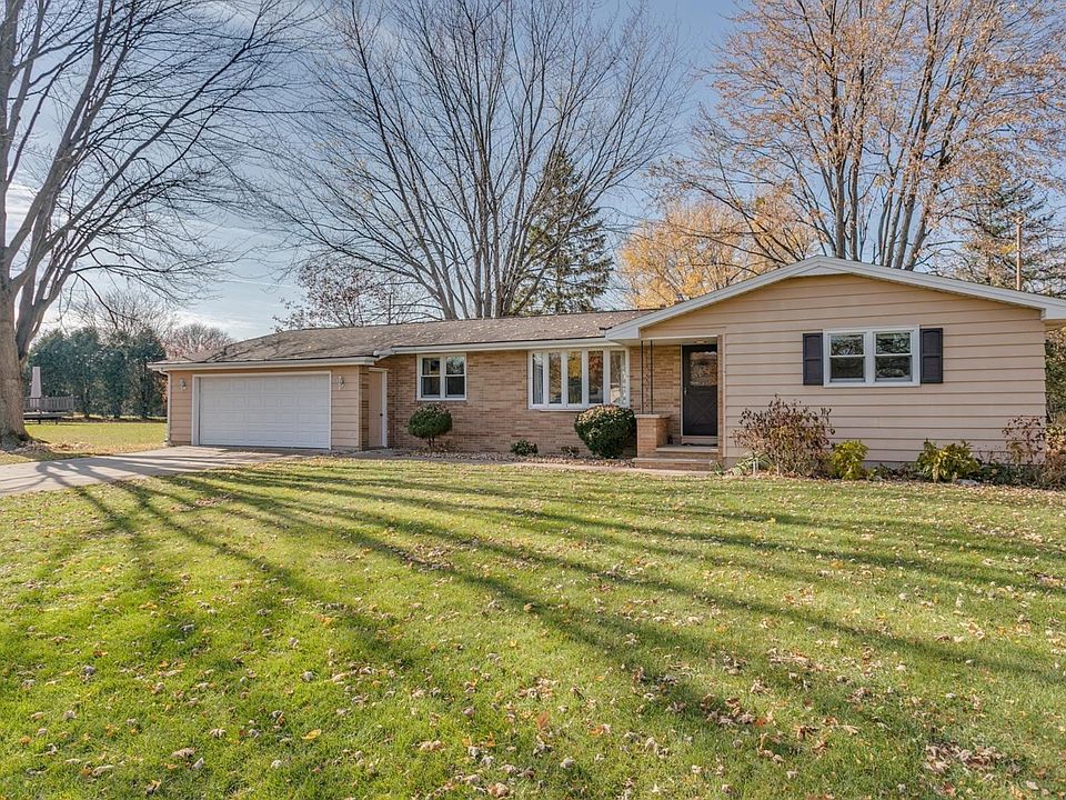 1st image of 127 Cheryl Ann Dr