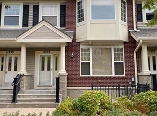 11305 Preswick Blvd, Eden Prairie, MN 55344