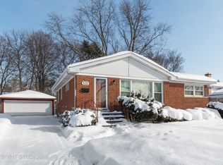 535 S Waterman Ave, Arlington Heights, IL 60004