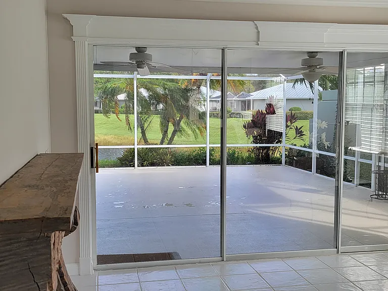 1610 SW Waterfall Blvd — Photo 5