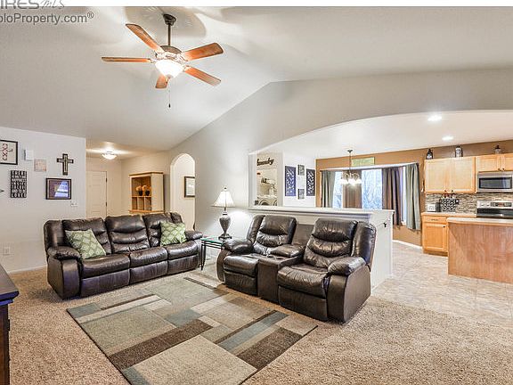 3rd image of 2502 Sage Ct
