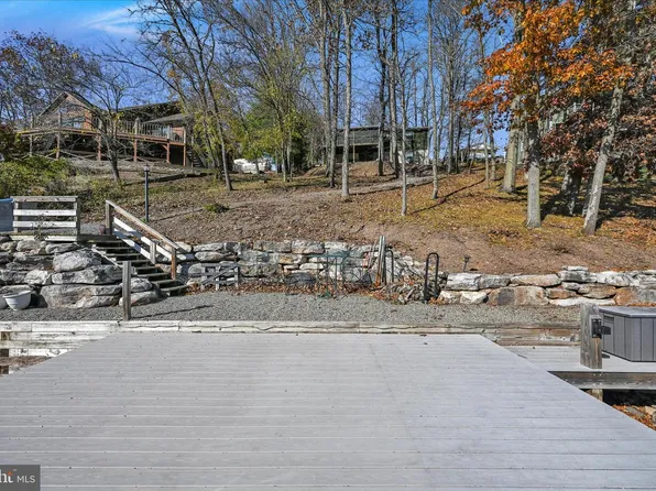 1503 Wynonah Dr, Auburn, PA 17922