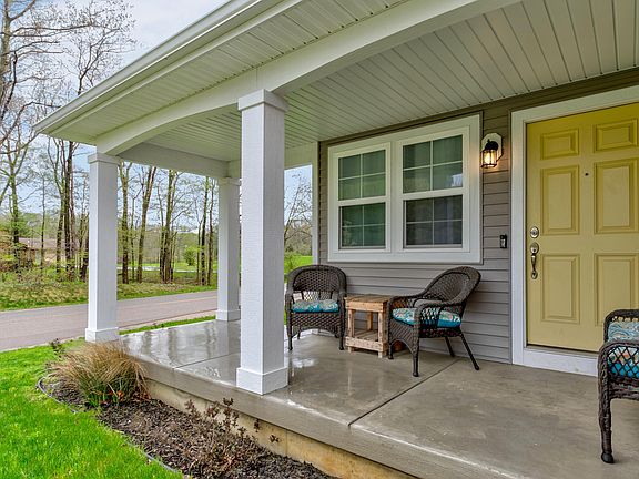 2nd image of 8811 Abbington Dr