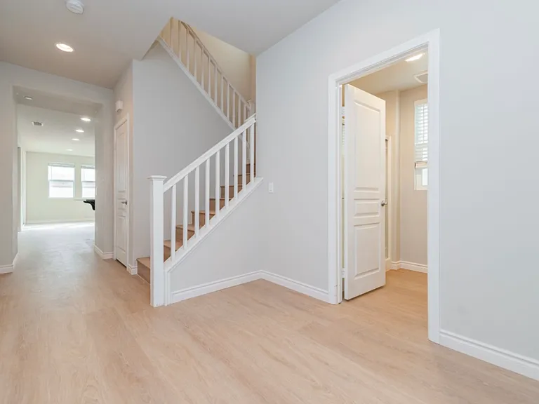 7763 Lupin St — Photo 10