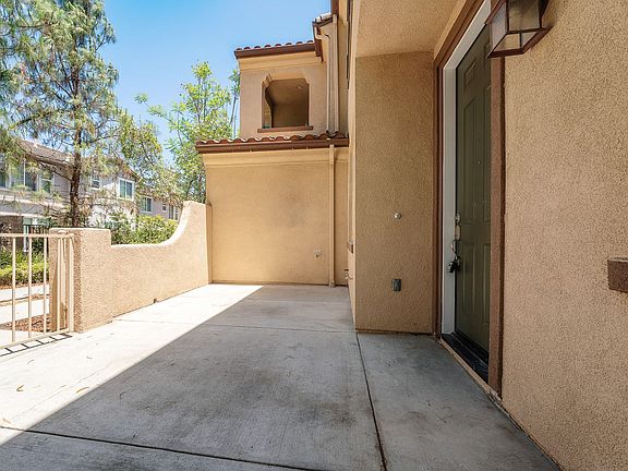 3rd image of 28378 Socorro St Unit 122
