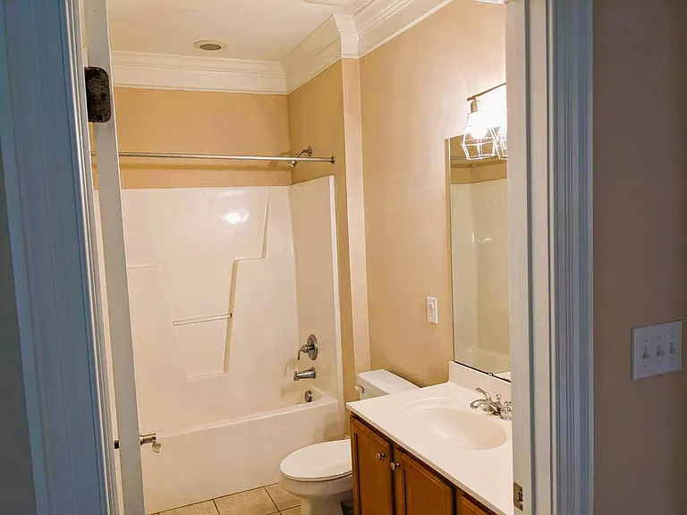 223 Waterford Lake Dr — Photo 8