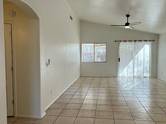 4th image of 2057 W Cholla Vista Dr