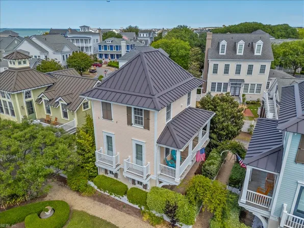 4531 Maiden Ln, Norfolk, VA 23518