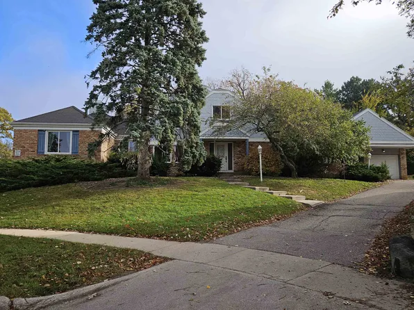 25 Coronado Ct, Madison, WI 53705