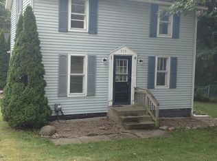 829 N Broadway St, Hastings, MI