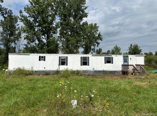 2911 E Sanilac Rd, Caro, MI 48723