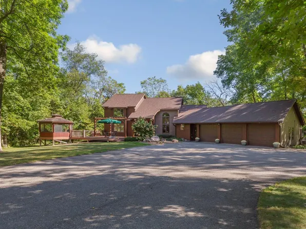 5755 115th St E, Northfield, MN 55057