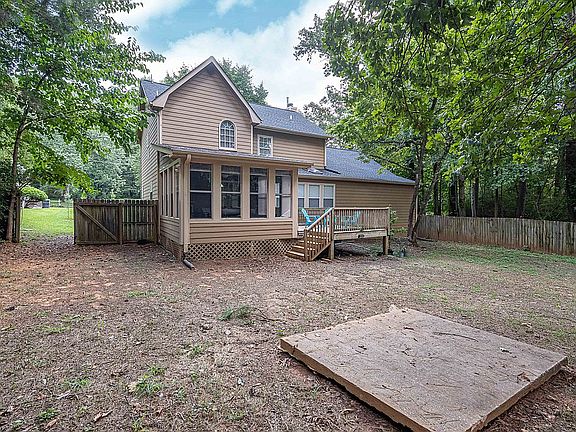 5th image of 5077 Heritage Valley Dr