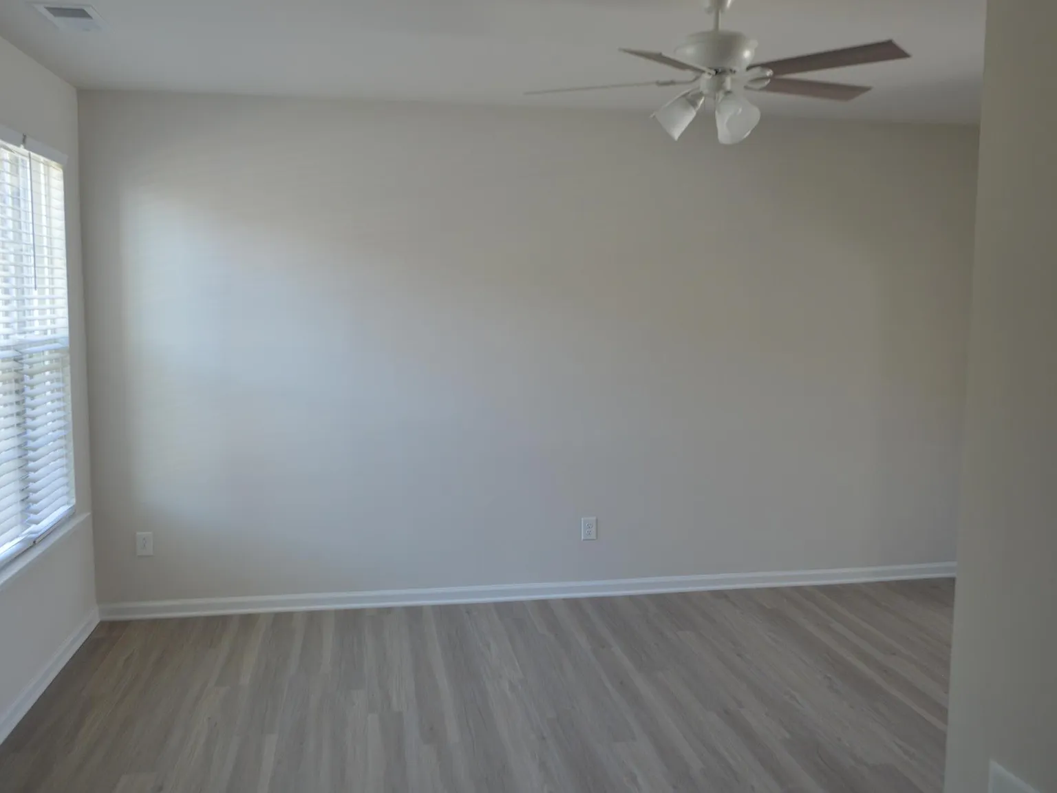 11525 Golf Links Dr — Photo 3