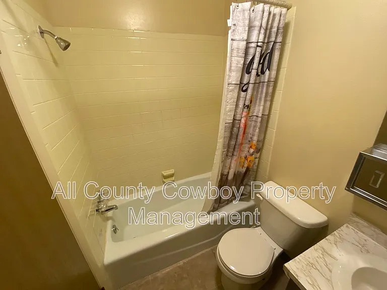 1314 Gibbon St #E13 — Photo 6