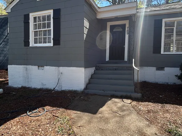 769 Launcelot Rd, Jackson, MS 39206