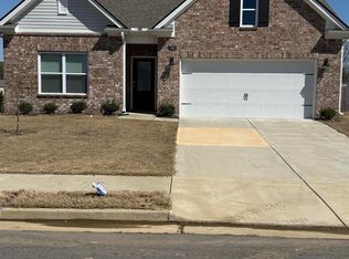 7968 Hickory Meadows Rd, Millington, TN 38053