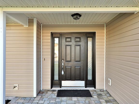 3rd image of 1903 Sutton Lakes Blvd