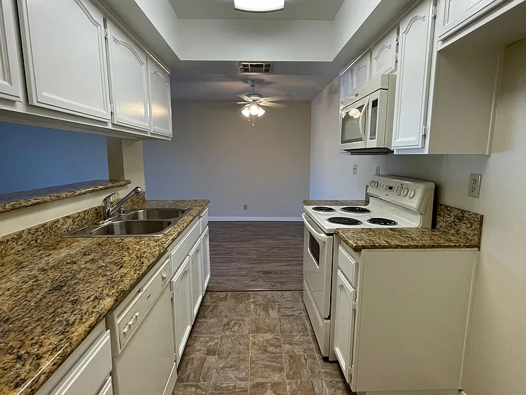 Kitchen, Option 1