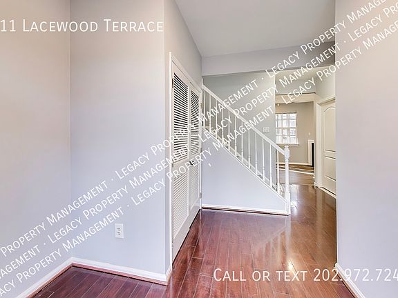 2nd image of 811 Lacewood Ter