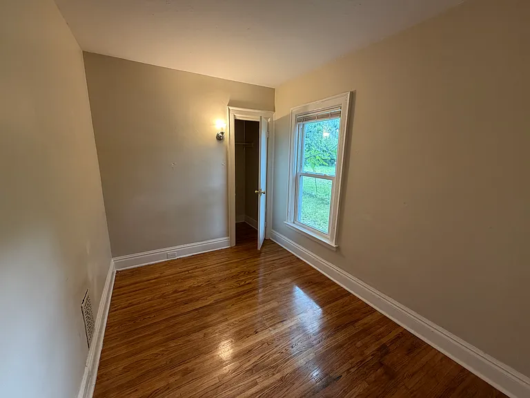 37 Bremen St — Photo 19