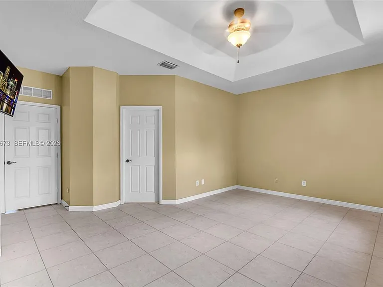 5149 SW 137th Ave — Photo 11