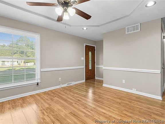 4th image of 5202 Cooper Rd