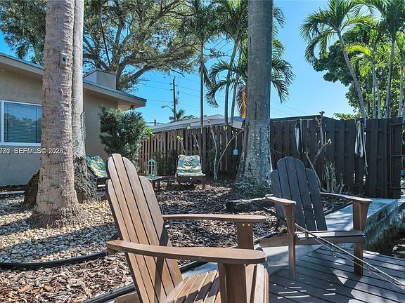 5th image of 515 SW 12th St #1
