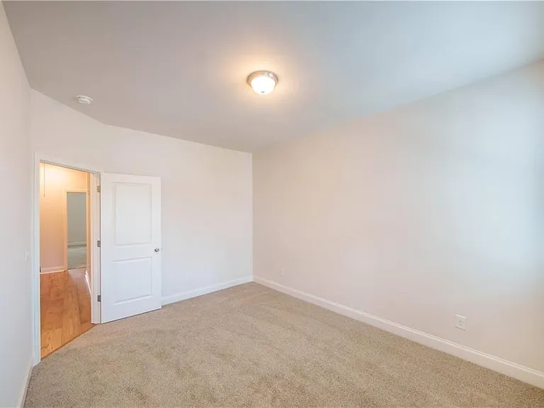 5120 Hillington Way — Photo 33