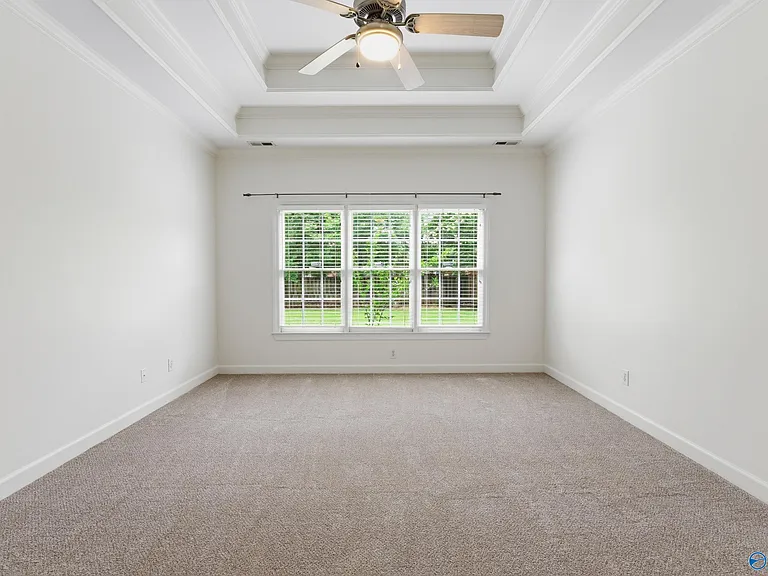 146 Paul Revere Dr — Photo 17