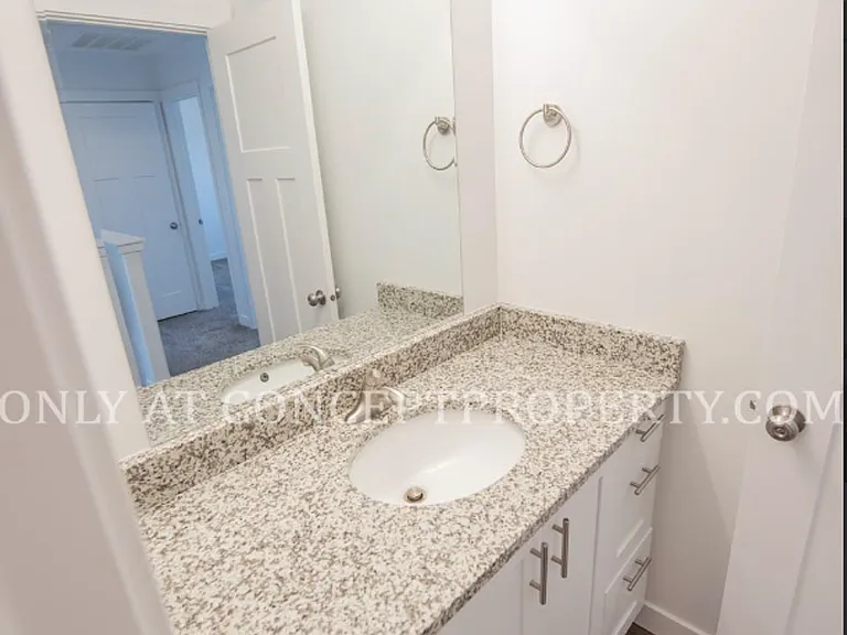 Harvest Pointe Townhomes — Photo 19