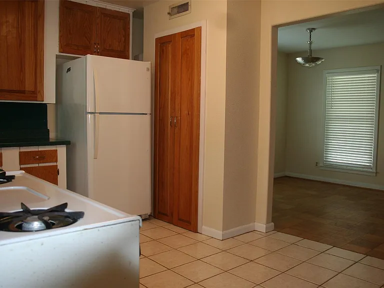 7518 El Rancho St — Photo 7