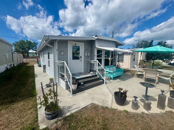 63 Lemon Rd, Palmetto, FL 34221