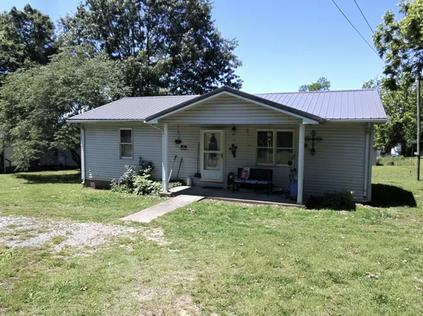 110 Mounds St, Arlington, KY 42021