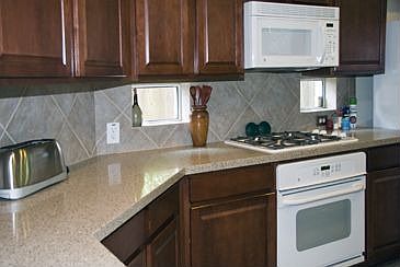 Avanza counters are stain & heat resistant.