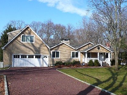 1st image of 7 Shelter Island Ave