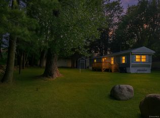 8 Cook Ter, Westbrook, CT 06498